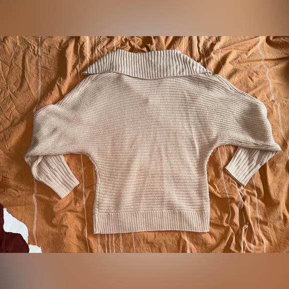 Collared sweater - Picture 2 of 3